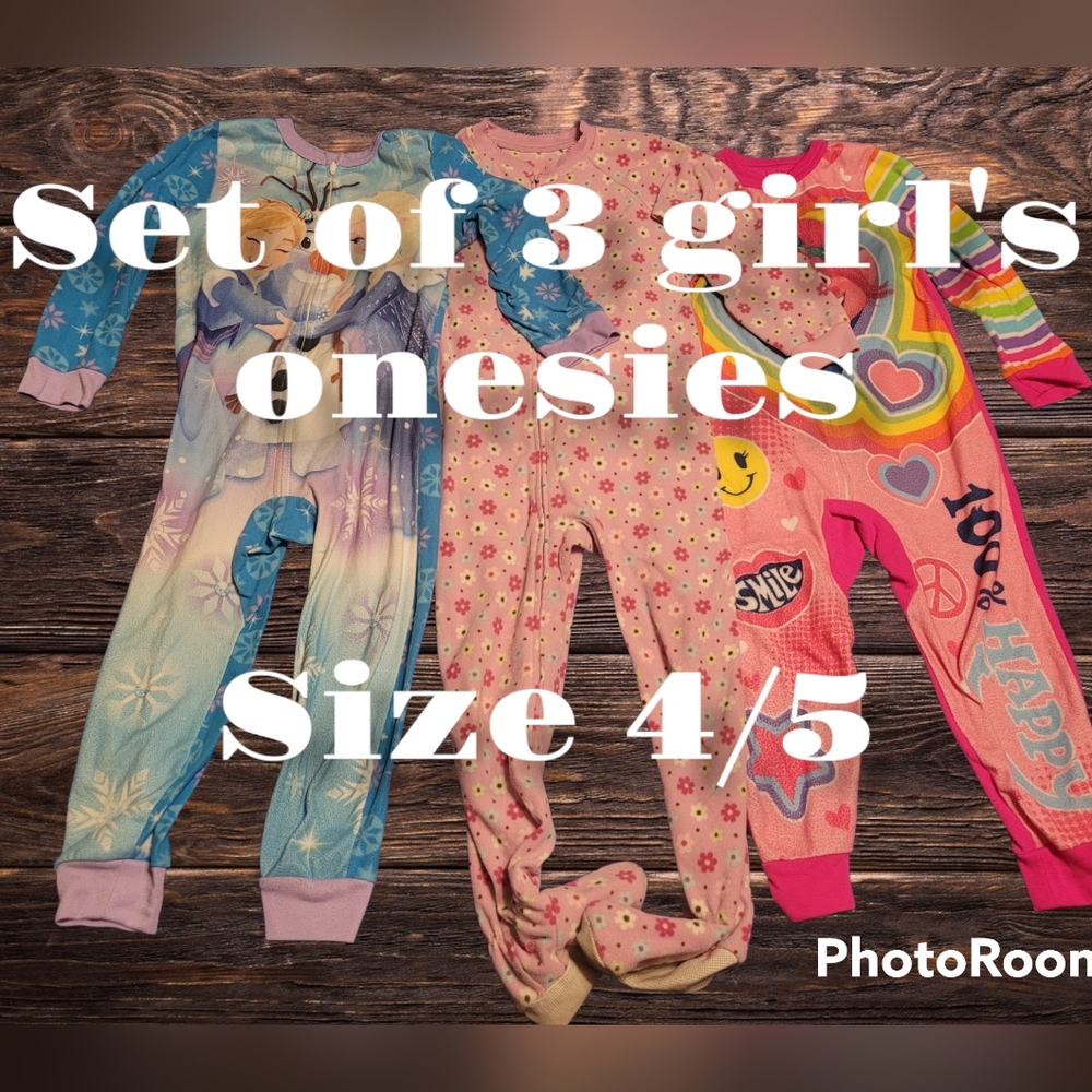 Set of 3 girl's onesies size 4/5